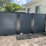 Metal gate